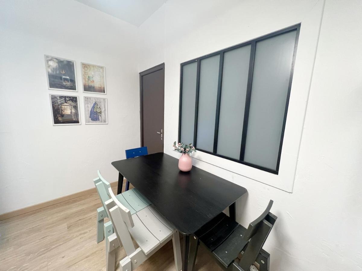 116 Chic & Cosy Grand Appart Moderne 65M2 Hypercentre Wifi Smart Tv Netflix Apartment Saint-Etienne  Ngoại thất bức ảnh
